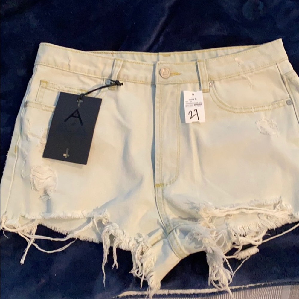 Unit shorts